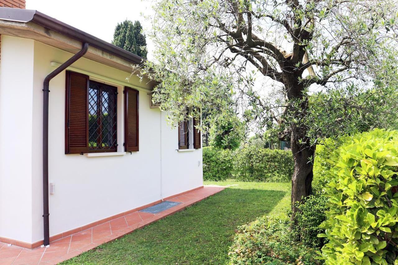 Villa Al Porto Moniga del Garda Kültér fotó